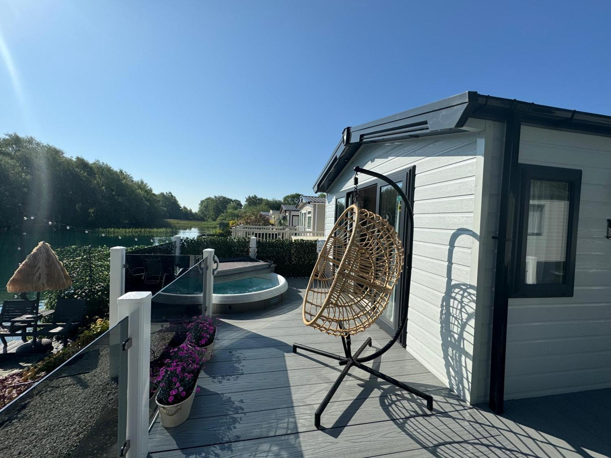 Lakeside Dorchester Lodge - Hot Tub With Fishing Peg Tattershall Zewnętrze zdjęcie